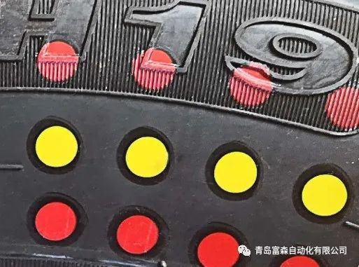 輪胎均勻性、動(dòng)平衡檢測(cè)結(jié)果新型色帶標(biāo)識(shí)系統(tǒng)方案
